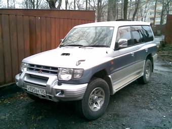 1998 Mitsubishi Pajero Pics