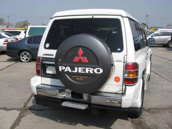 1998 Mitsubishi Pajero Wallpapers