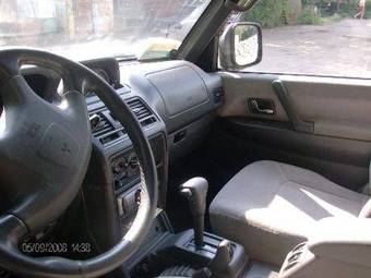 1998 Mitsubishi Pajero Pictures