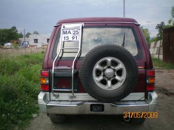 1998 Mitsubishi Pajero Photos
