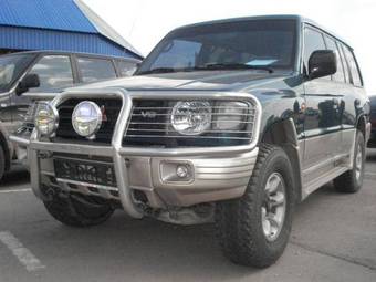 1998 Mitsubishi Pajero Pictures