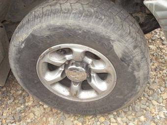 1998 Mitsubishi Pajero Photos