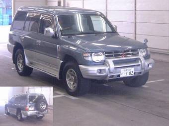 1998 Mitsubishi Pajero Photos