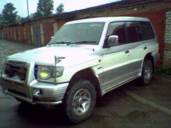 1998 Mitsubishi Pajero Pics