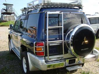 1998 Mitsubishi Pajero Pics