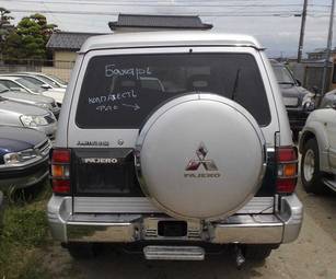 1998 Mitsubishi Pajero Images