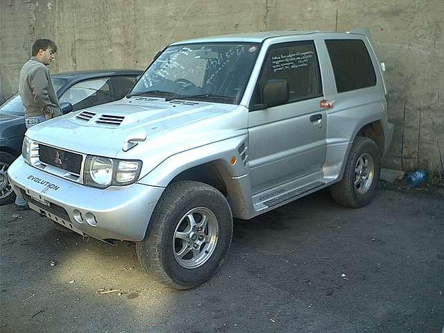 1998 Mitsubishi Pajero