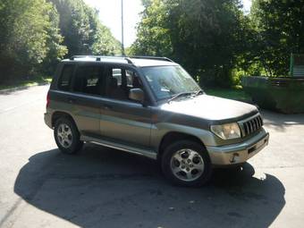 1998 Mitsubishi Pajero Pics