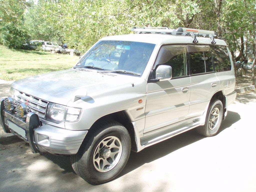 1998 Mitsubishi Pajero specs, Engine size 3.5l., Fuel type