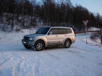 1999 Mitsubishi Pajero