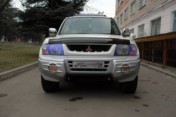 1999 Mitsubishi Pajero