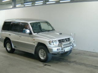 1999 Mitsubishi Pajero