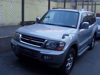 1999 Mitsubishi Pajero