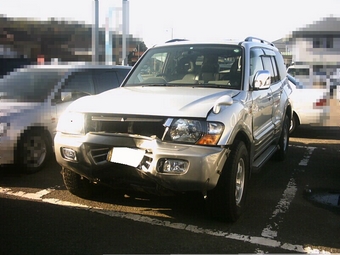 1999 Mitsubishi Pajero