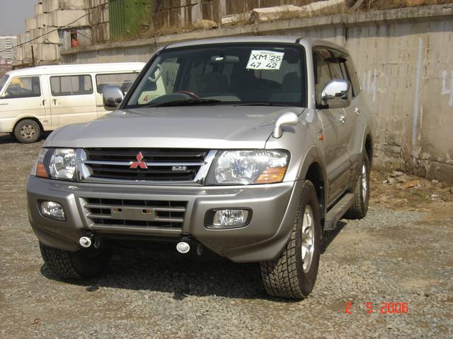 1999 Mitsubishi Pajero