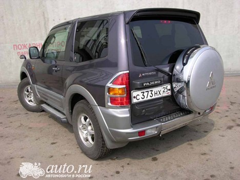 1999 Mitsubishi Pajero