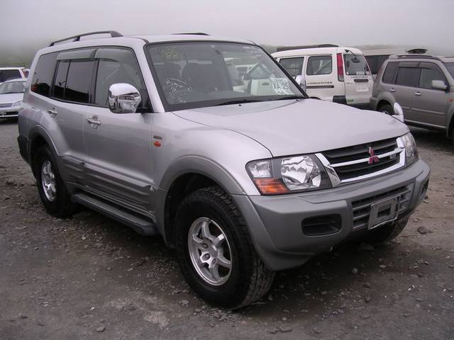 1999 Mitsubishi Pajero