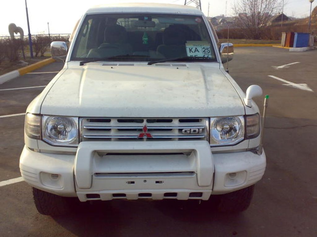 1999 Mitsubishi Pajero