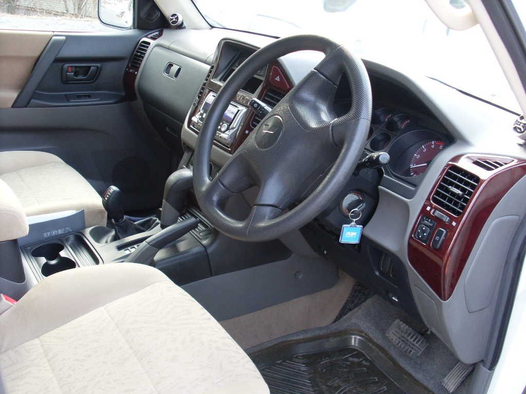 1999 Mitsubishi Pajero