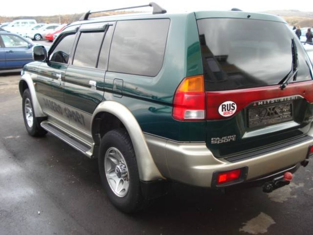 1999 Mitsubishi Pajero