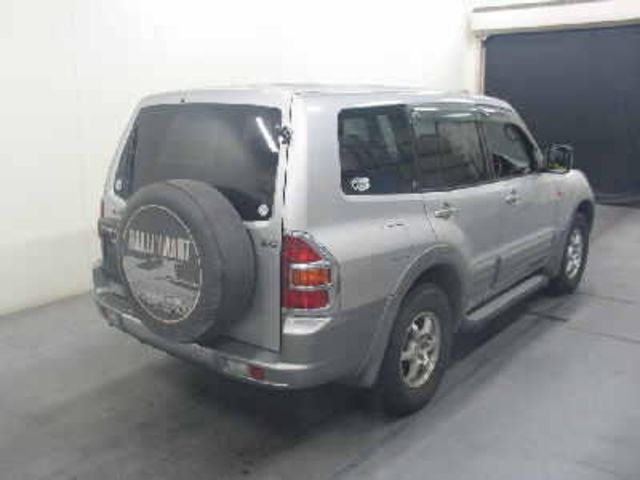 1999 Mitsubishi Pajero