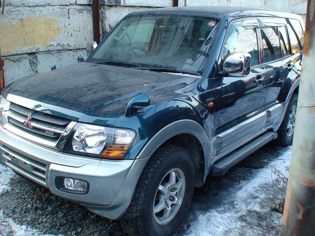 1999 Mitsubishi Pajero