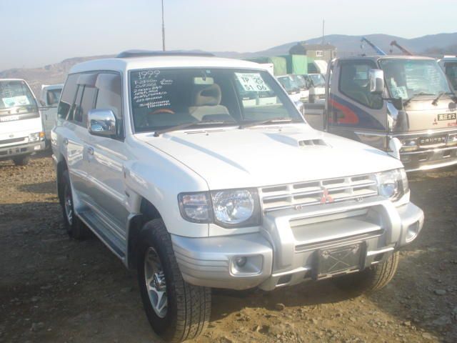 1999 Mitsubishi Pajero