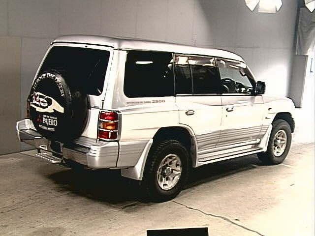 1999 Mitsubishi Pajero