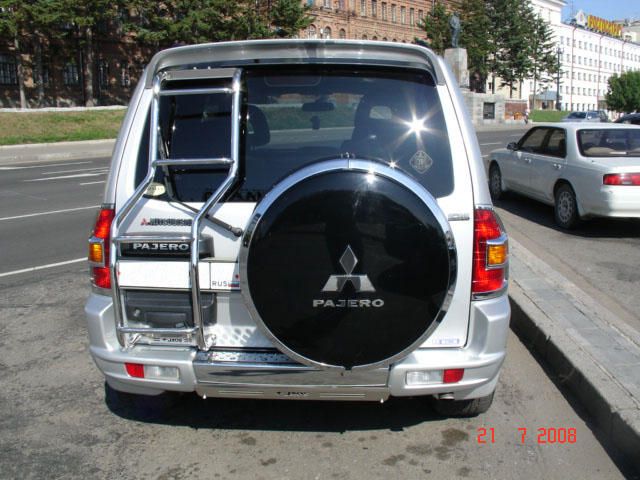 1999 Mitsubishi Pajero