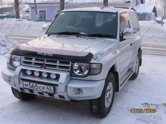 1999 Mitsubishi Pajero
