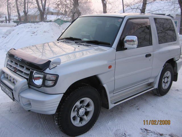 1999 Mitsubishi Pajero