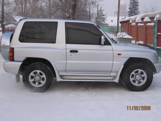 1999 Mitsubishi Pajero