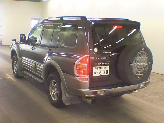 1999 Mitsubishi Pajero