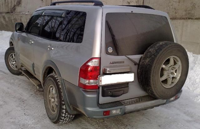 1999 Mitsubishi Pajero