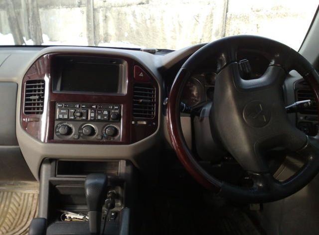 1999 Mitsubishi Pajero