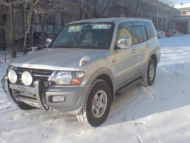 1999 Mitsubishi Pajero