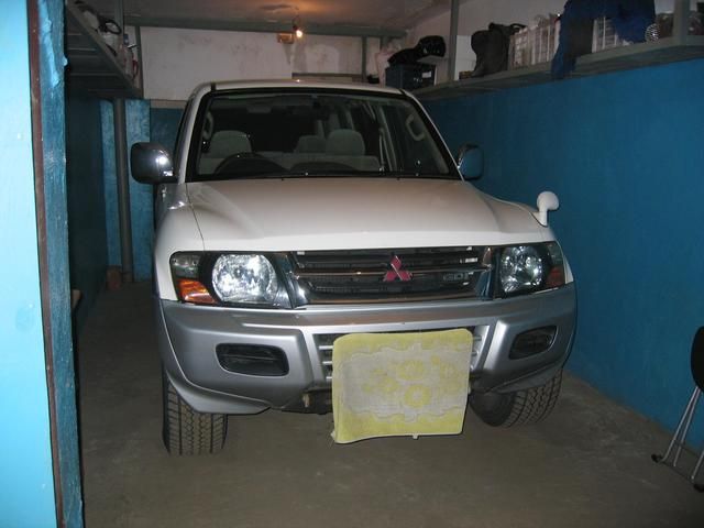 1999 Mitsubishi Pajero