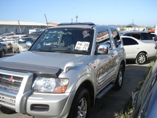 1999 Mitsubishi Pajero