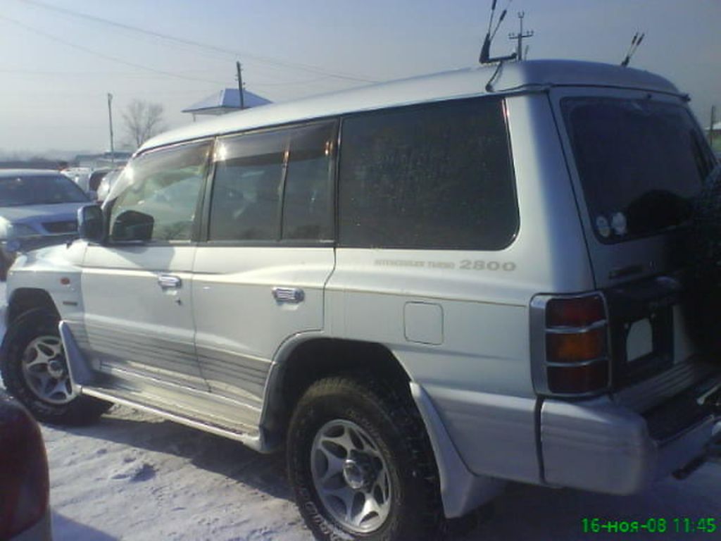 1999 Mitsubishi Pajero