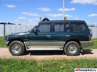 1999 Mitsubishi Pajero Images