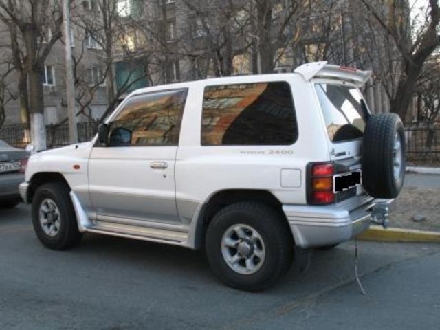 1999 Mitsubishi Pajero