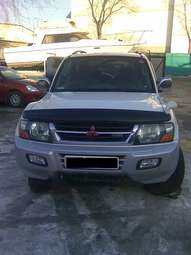 1999 Mitsubishi Pajero Photos