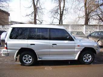 1999 Mitsubishi Pajero Wallpapers