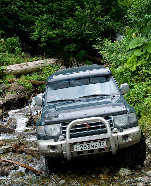 1999 Mitsubishi Pajero