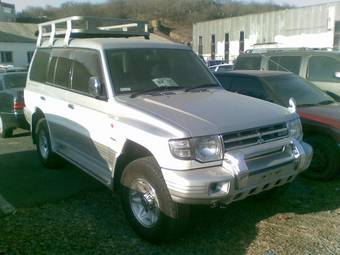 1999 Mitsubishi Pajero Wallpapers