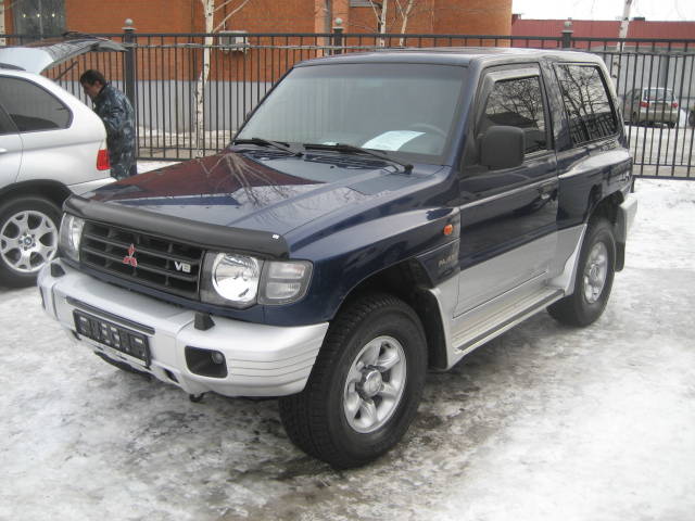 1999 Mitsubishi Pajero