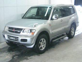 1999 Mitsubishi Pajero Pictures