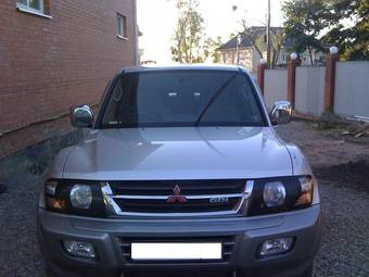 1999 Mitsubishi Pajero Pics