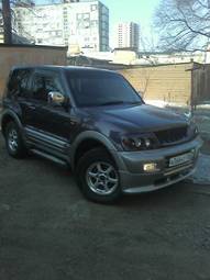 1999 Mitsubishi Pajero Photos