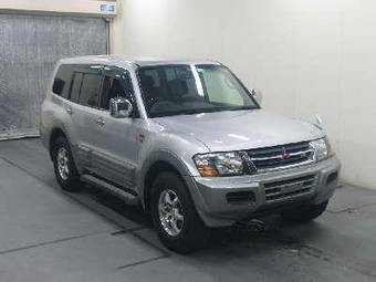 1999 Mitsubishi Pajero Pictures